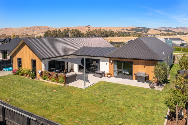 24 Catalina Crescent, Burleigh, Blenheim - Carousel 1