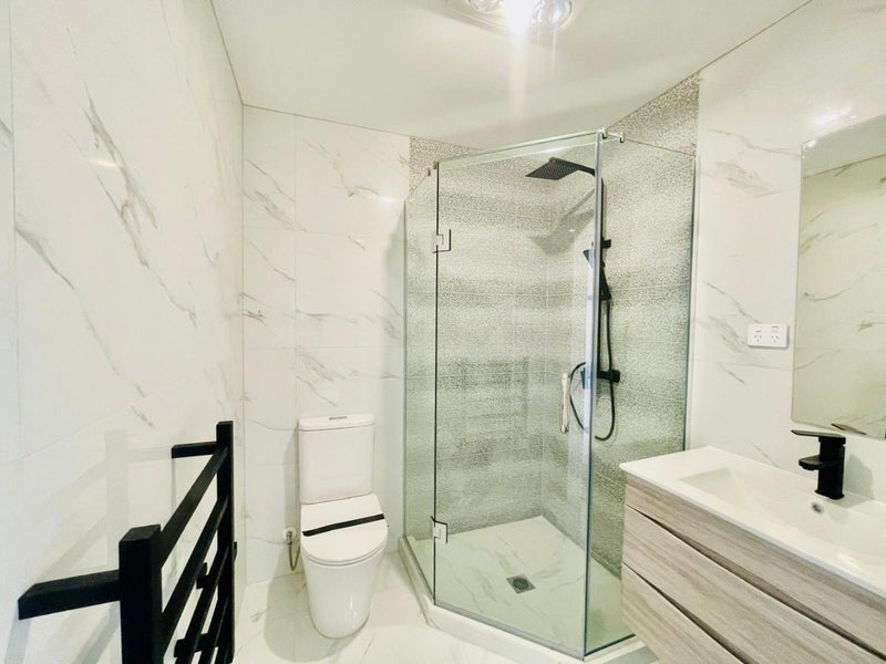 9B Rountree Place, Conifer Grove, Takanini - Carousel 13