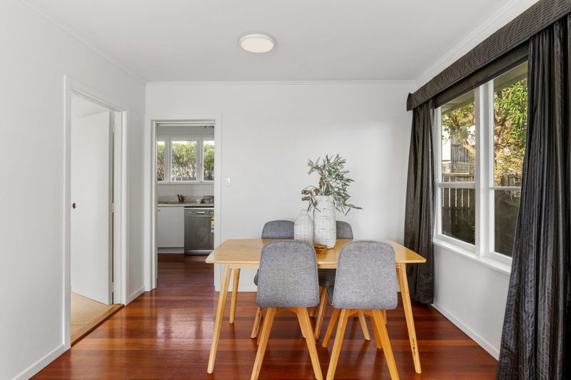 1/22 Coroglen Avenue, Birkenhead, Auckland - Carousel 2