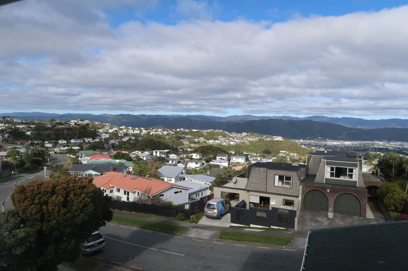 44 Acacia Avenue, Maungaraki, Lower Hutt - Carousel 2