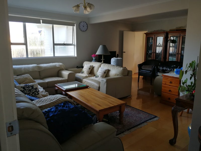 18 Mandarin Place, Half Moon Bay, Auckland - Carousel 2