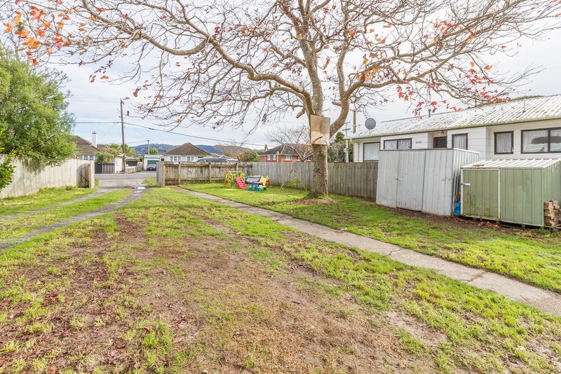292 Naenae Road, Naenae, Lower Hutt - Carousel 10