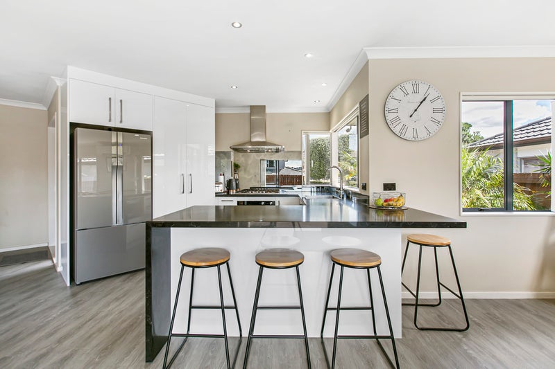 22 Nanleen Rise, Manurewa, Auckland - Carousel 2