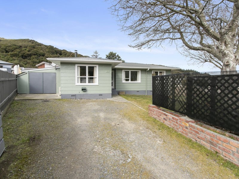 20 Rakaia Grove, Wainuiomata, Lower Hutt - Carousel 1