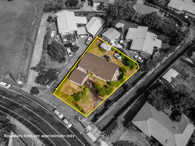 12 Hutchinsons Road, Bucklands Beach, Auckland - Carousel 2