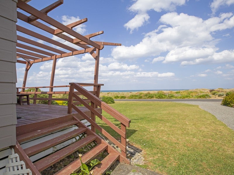 6 Sandy Bay Drive, Mataikona - Carousel 18