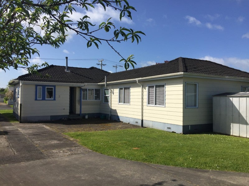 28 Oxford Street, Fairfield, Hamilton - Carousel 1