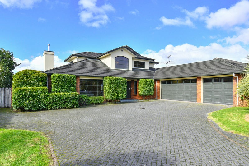 16 Crannich Place, Wattle Downs, Auckland - Carousel 1