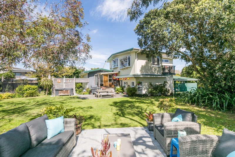54 Rogers Road, Bay View, Napier - Carousel 1