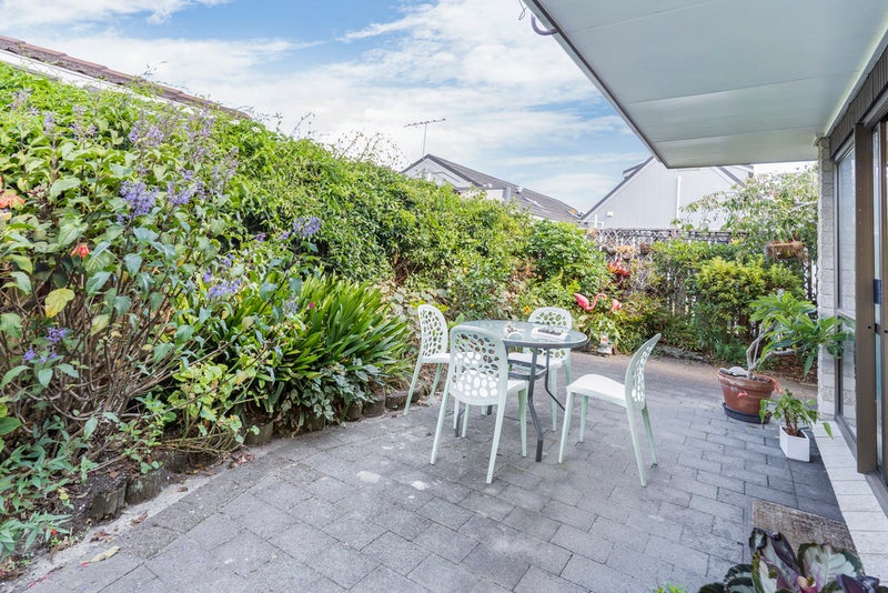 2/54 Vivian Wilson Drive, Eastern Beach, Auckland - Carousel 25