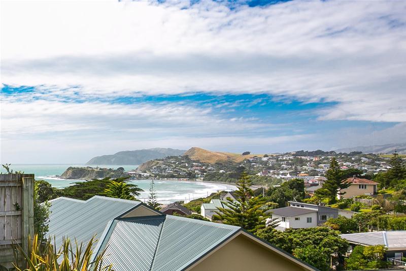 4/26 View Road, Titahi Bay, Porirua - Carousel 1