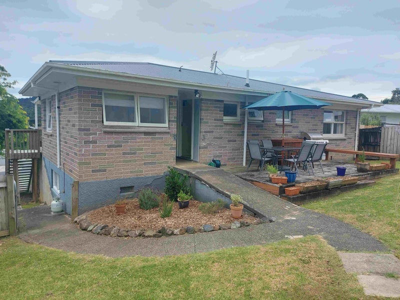 24 Clotworthy Crescent, Onerahi, Whangarei - Carousel 1