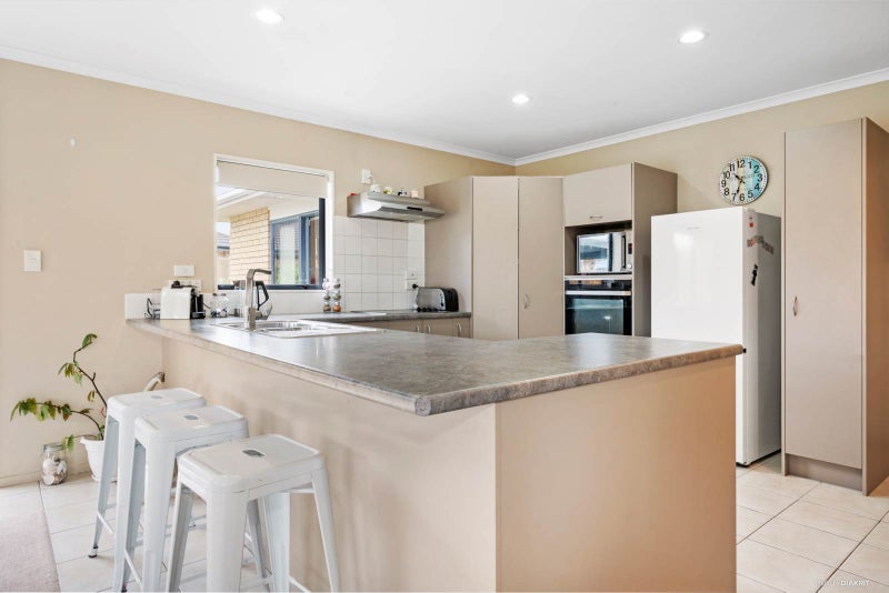 9 Ernest Shackleton Place, Waiuku, Waiuku - Carousel 2