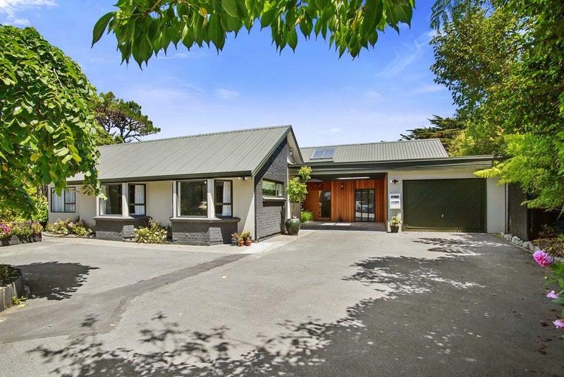 55 Pomare Road, Tirohanga, Lower Hutt - Carousel 1