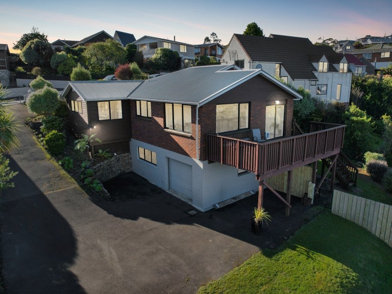 10 Moodie Street, Shiel Hill, Dunedin - Carousel 2