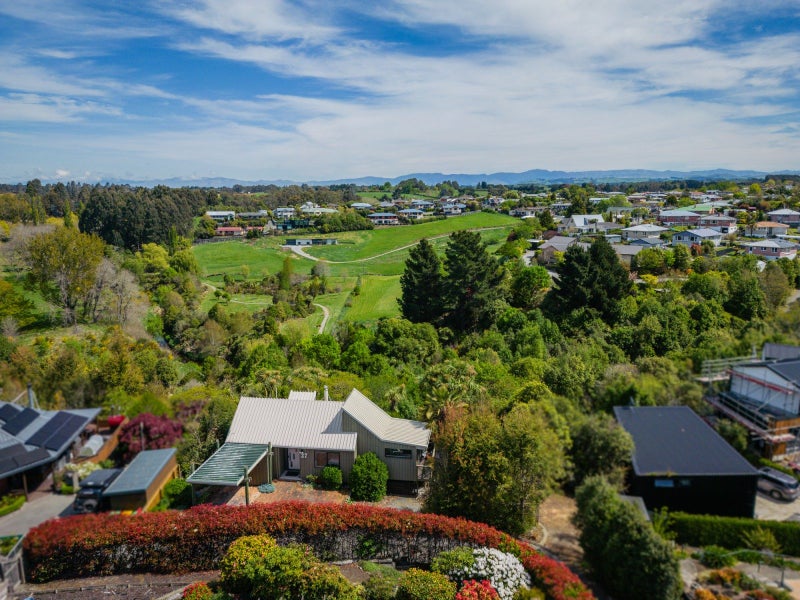 27 Glenview Terrace, Highfield, Timaru - Carousel 2