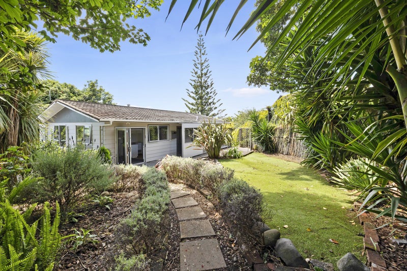 35D Clearmont Crescent, Blagdon, New Plymouth - Carousel 1