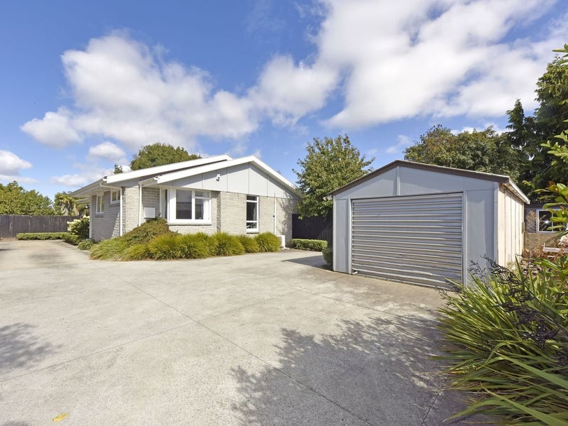 2A Curzon Place, Parklands, Christchurch - Carousel 19