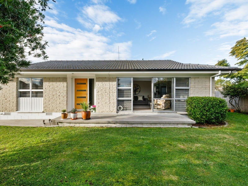 4 Walter Street, Fairfield, Hamilton - Carousel 1