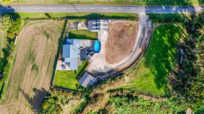 1288 Normanby Road, Hawera - Carousel 30