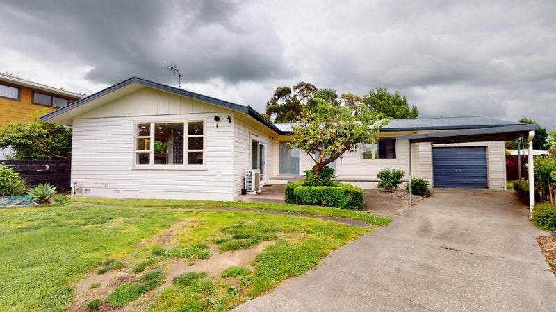 46 Buick Crescent, Awapuni, Palmerston North - Carousel 1