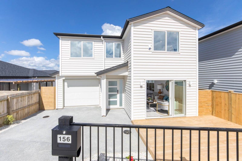 156 Tiriwa Drive, Massey, Auckland - Carousel 1