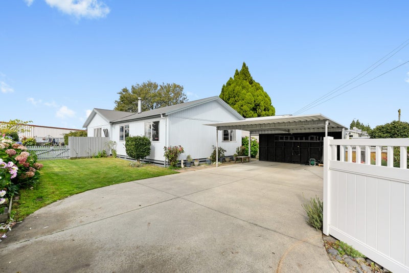 24 Smith Street, Frankton, Hamilton - Carousel 2