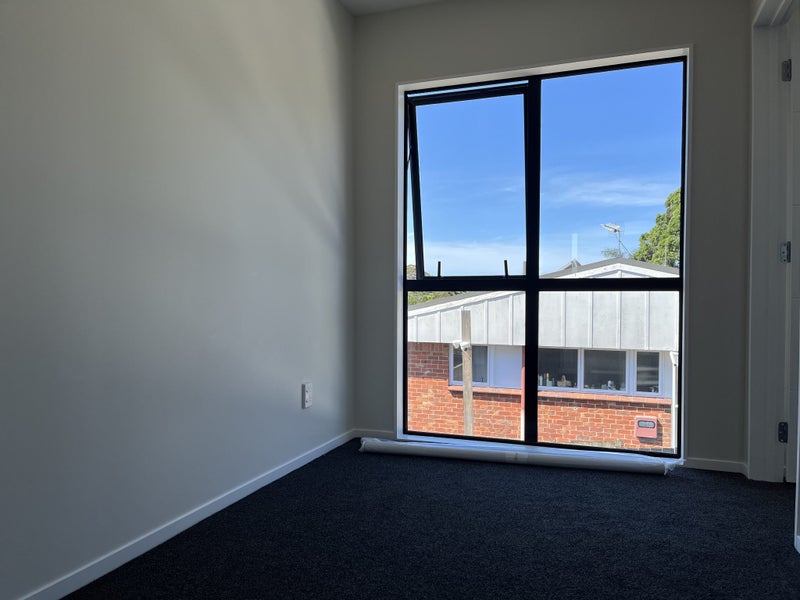 22B Aragon Avenue, Glendowie, Auckland - Carousel 2