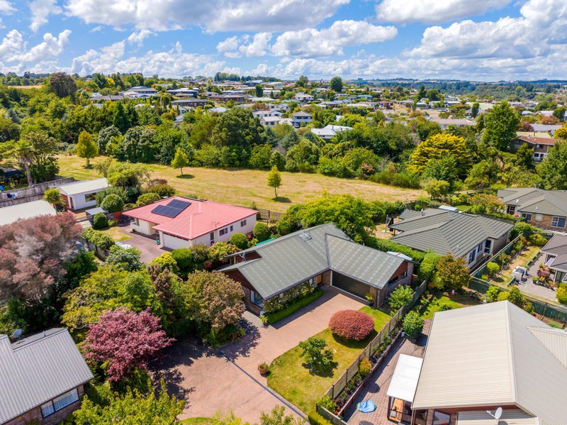 36 Lakewood Drive, Nukuhau, Taupō - Carousel 1