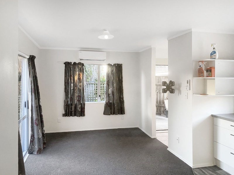 37 James Foley Avenue, Pirimai, Napier - Carousel 2