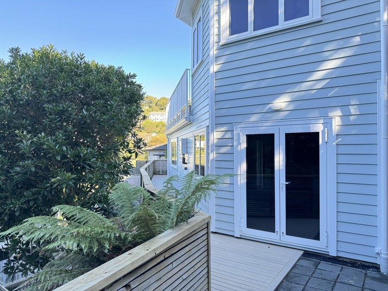 102 Barnard Street, Wadestown, Wellington - Carousel 1