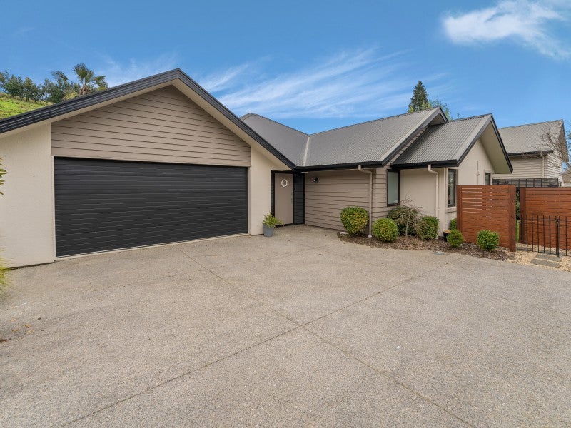 42 Sunningdale Drive, Stoke, Nelson - Carousel 2