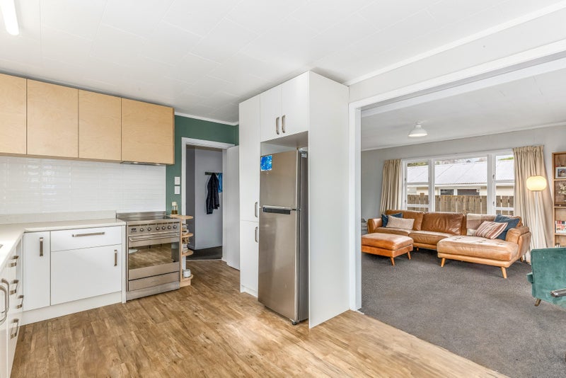 9A Ranfurly Street, Trentham, Upper Hutt - Carousel 2