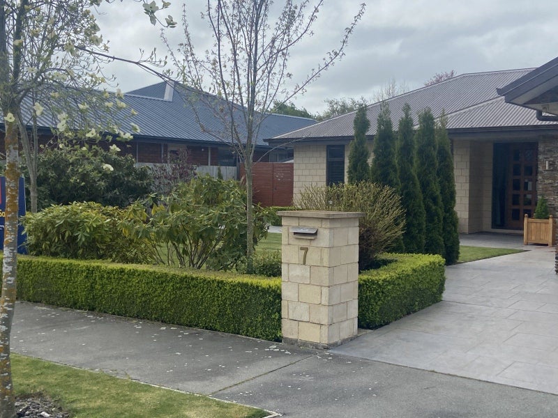 7 Filey Place, Allenton, Ashburton - Carousel 21