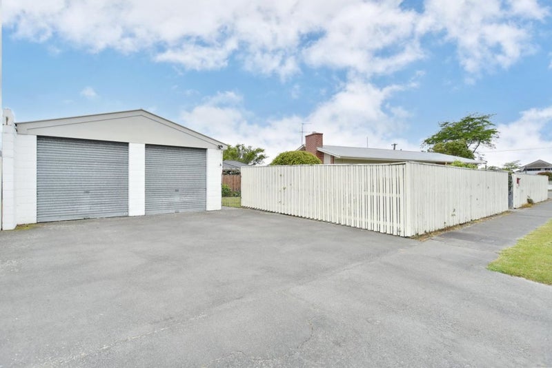 2 Aintree Street, Bishopdale, Christchurch - Carousel 21