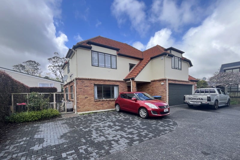 4A Kingsway, Three Kings, Auckland - Carousel 1