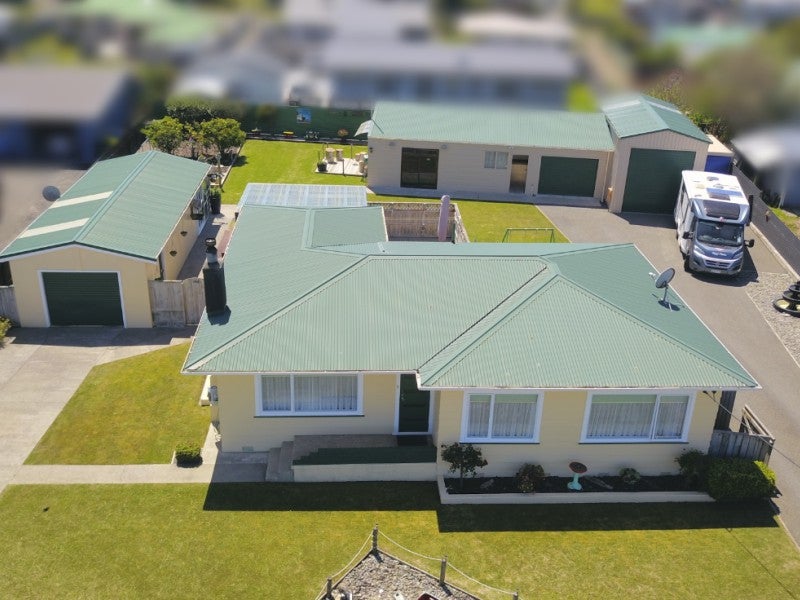 69 Seabury Avenue, Foxton Beach, Foxton - Carousel 1