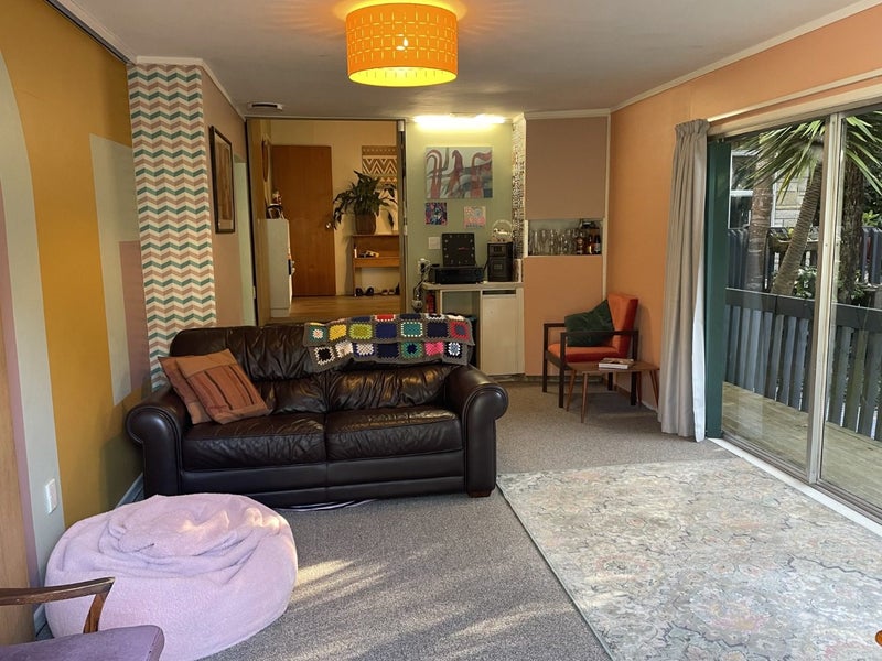 148 Laingholm Drive, Laingholm, Auckland - Carousel 1