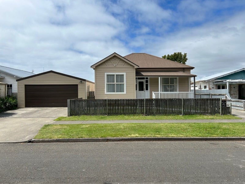 11 Carnell Street, Napier South, Napier - Carousel 2
