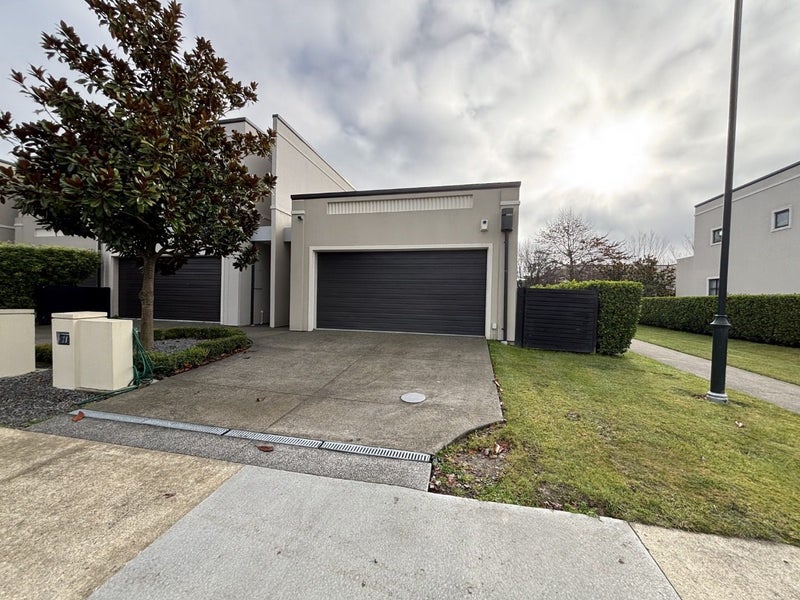 28 Country Club Terrace, Northwood, Christchurch - Carousel 1