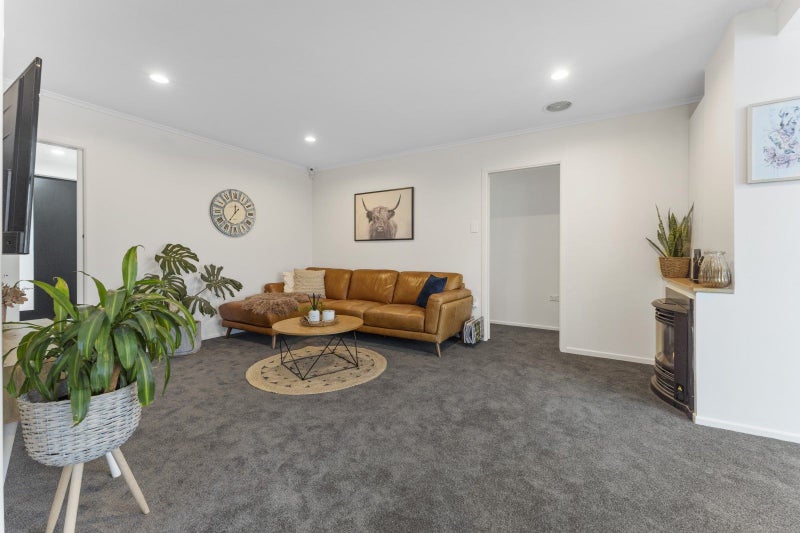 25A Rimu Street, Strandon, New Plymouth - Carousel 2