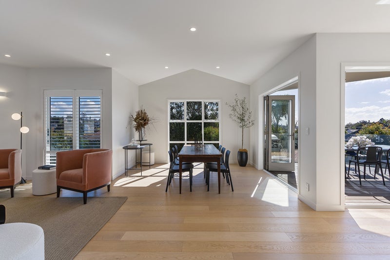 2/13 Walton Street, Remuera, Auckland - Carousel 2