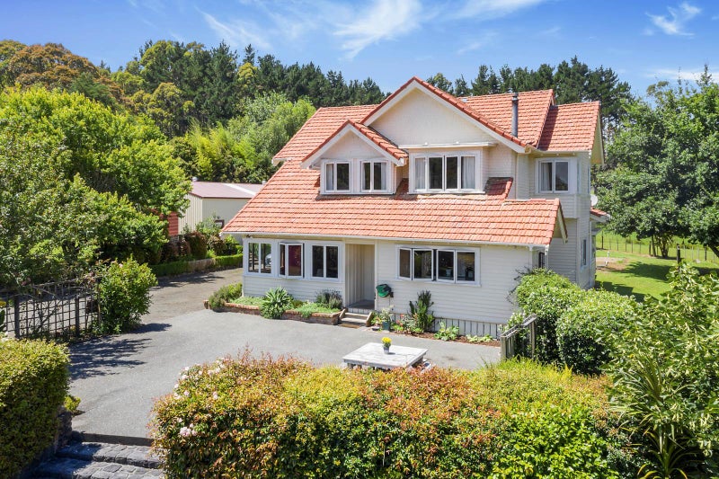 41A Township Road, Waitakere, Auckland - Carousel 2