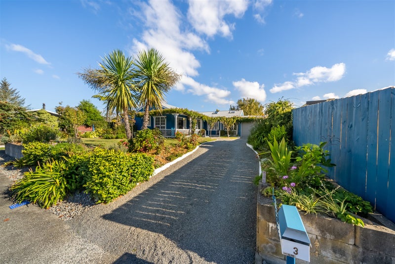 3 Wyoming Grove, Totara Park, Upper Hutt - Carousel 2