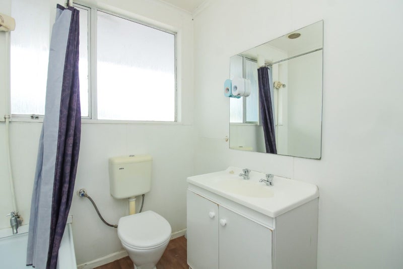 8/100 Martin Street, Wallaceville, Upper Hutt - Carousel 11