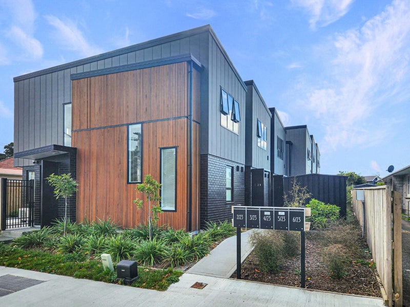 4/23 Porutu Street, Fairfield, Lower Hutt - Carousel 1