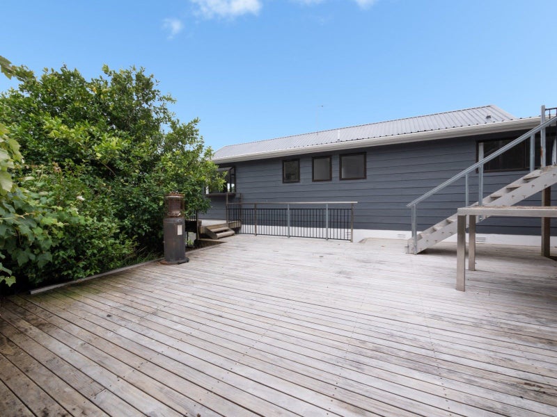 10 Herald Way, Welcome Bay, Tauranga - Carousel 2