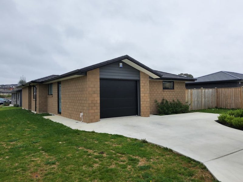 1 Edward Pope Lane, Pokeno - Carousel 2