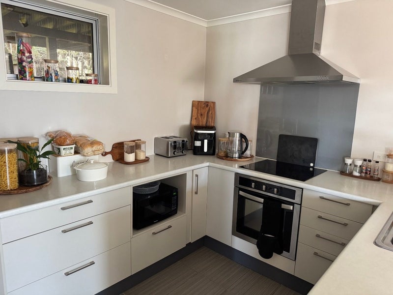 29 Eskdale Road, Papakowhai, Porirua - Carousel 2