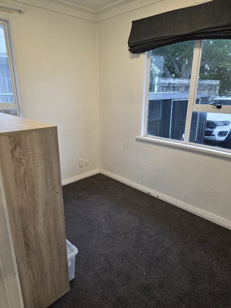 19 Tarahua Road, Vogeltown, New Plymouth - Carousel 15